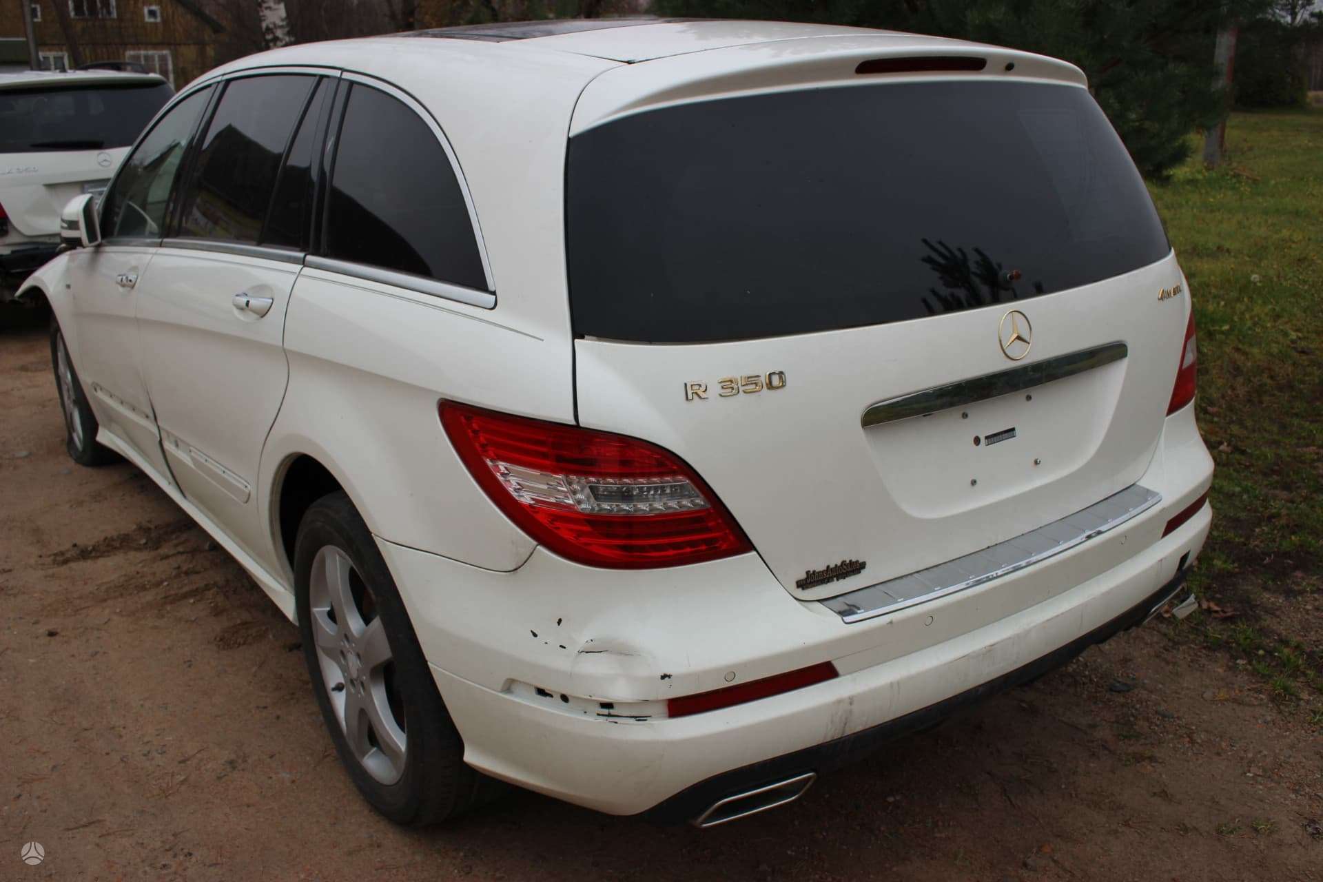 Used Mercedes Benz R-Class Rear axle beam A2513500032