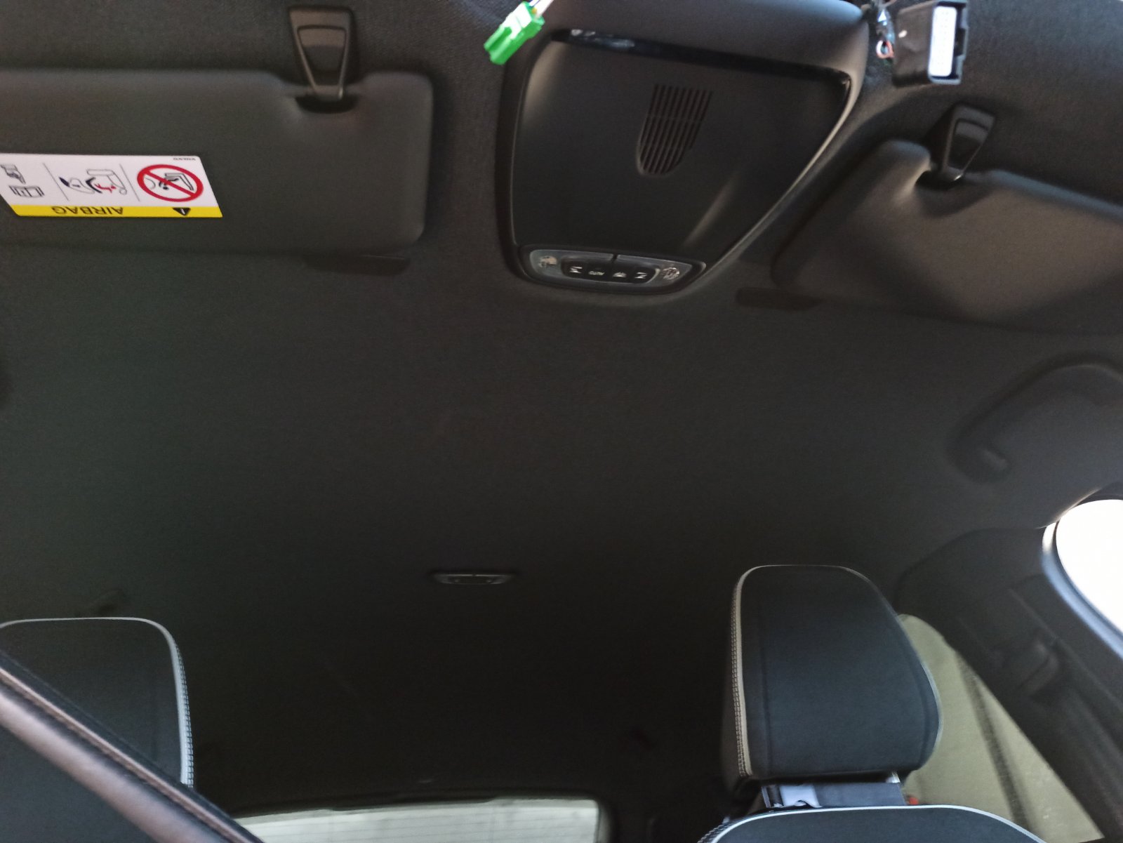 Naudotas VOLVO XC40 Prietaisų skydelis 32320737