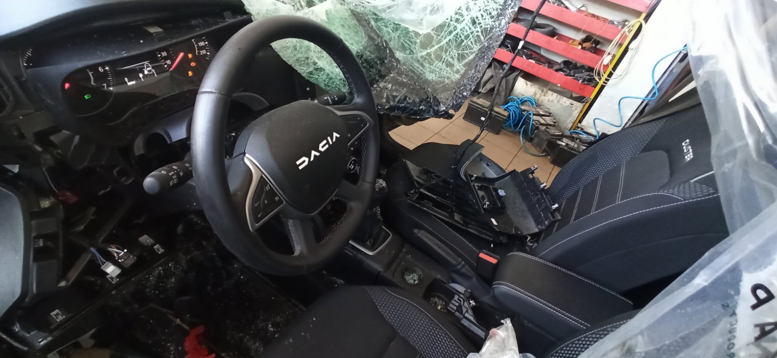 Duster Frame Used Dacia Duster Front frame and its details (TV) 625040951R