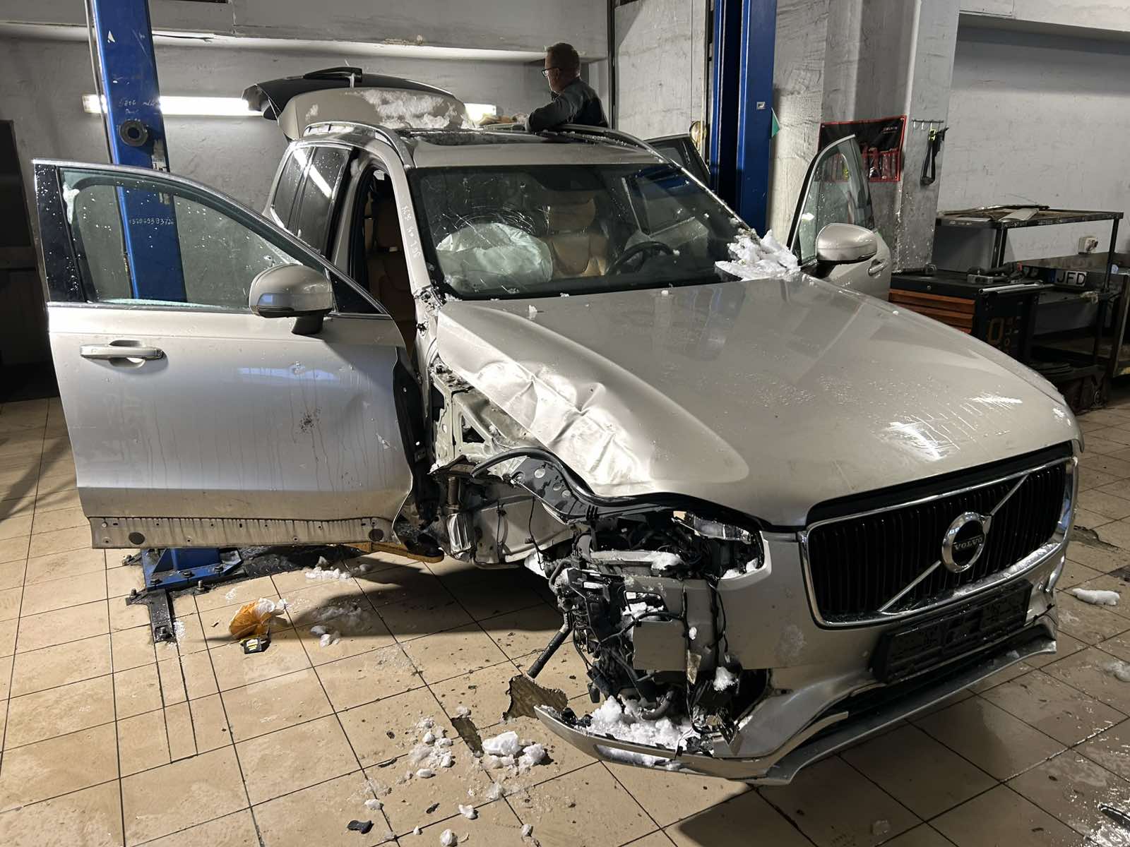 Used VOLVO XC90 Cardan 31437586