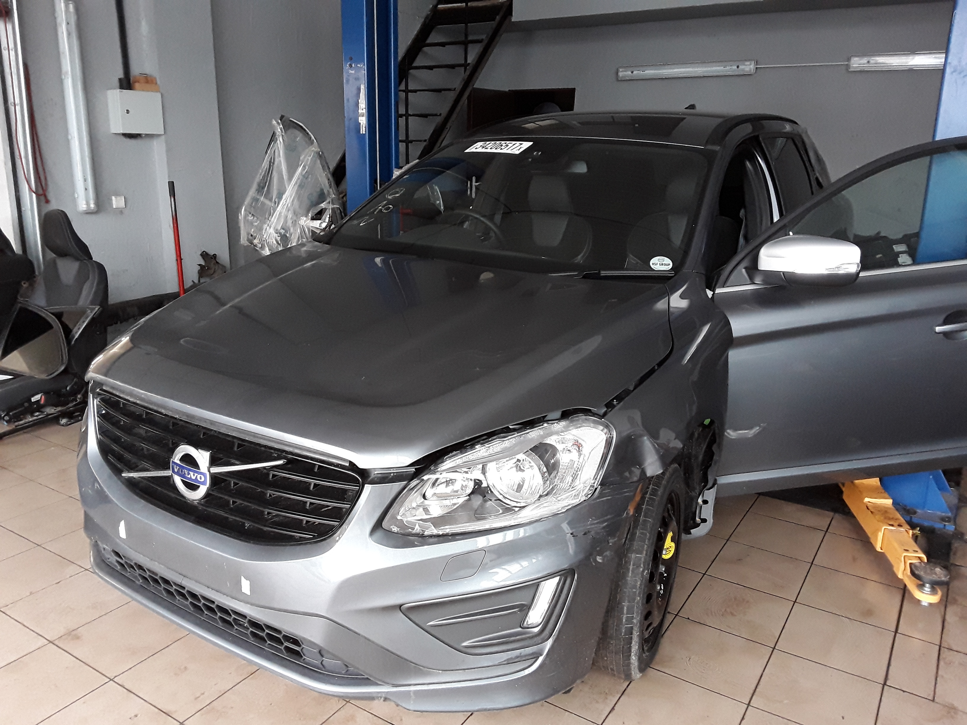 Naudotas VOLVO XC60 Galinio bamperio laikiklis 31323764