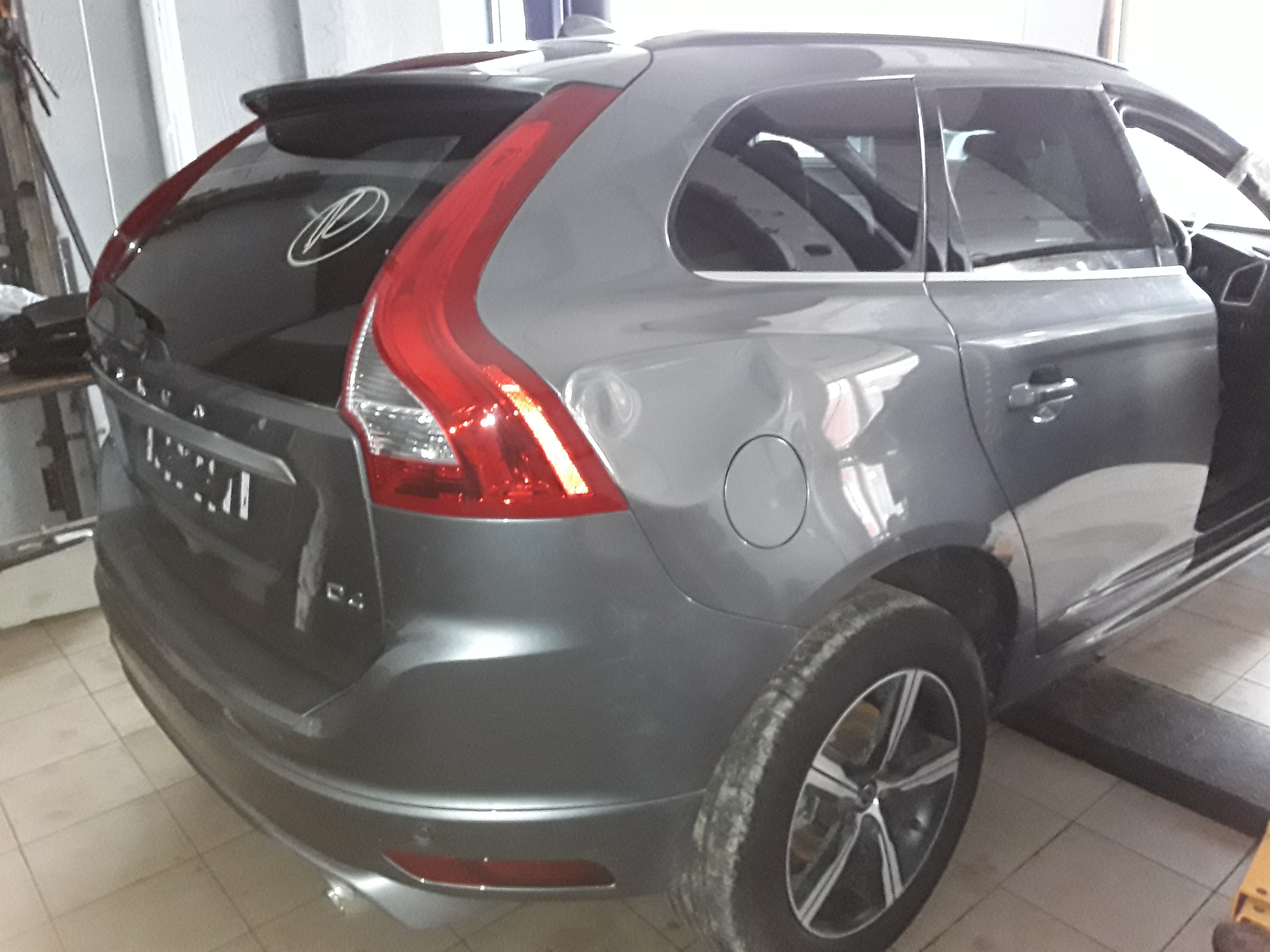 Naudotas VOLVO XC60 Galinio bamperio laikiklis 31323764