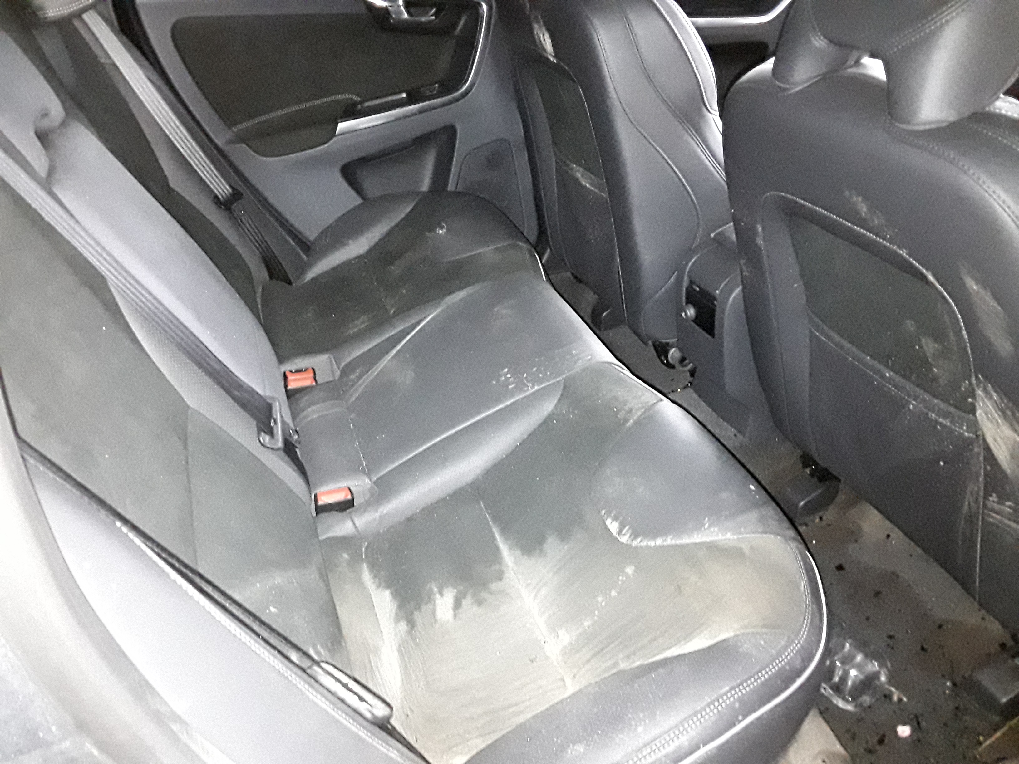 Naudotas VOLVO XC60 Galinio bamperio laikiklis 31323764